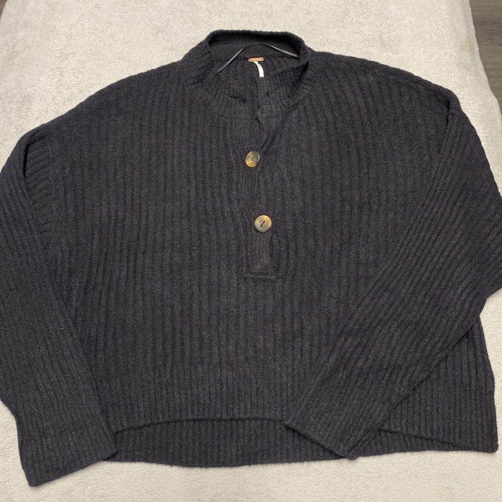 Free People Cocoa Henley Sweater Medium Black Rubbed Knit Soft Read